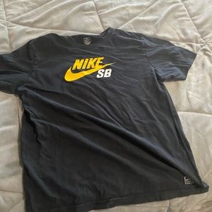 Nike SB t-shirt